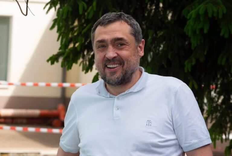 Александр Свищев, топ-инвестор и президент ФВПУ, объявил борьбу решению World Aquatics о допуске россиян