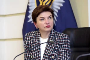 Держсекретар МВС достроково складає повноваження депутата від «Слуги народу»