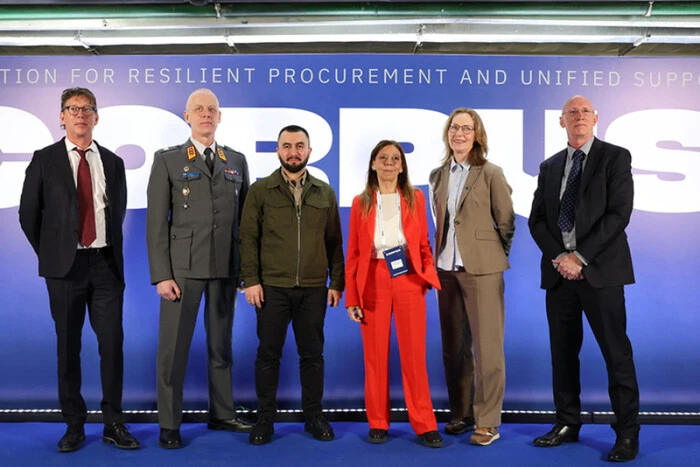 Україна і пʼять європейських країн створили коаліцію з оборонних закупівель