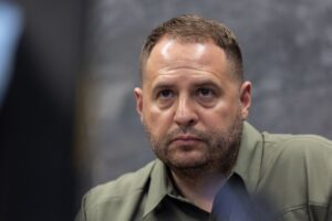 Це проти України: деталі тиску Єрмака на азербайджанського інвестора NEQSOL