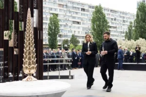 Подружжя Зеленських вшанувало пам’ять жертв геноциду кримськотатарського народу